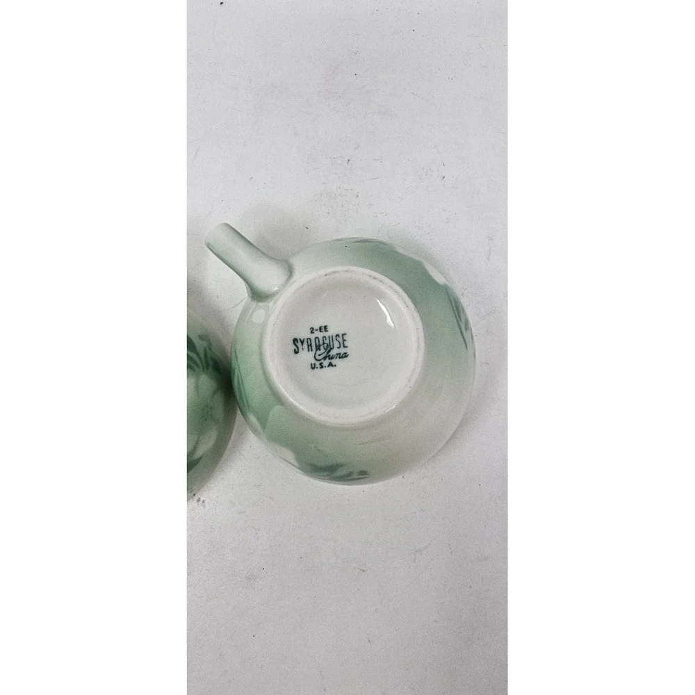 Vtg Syracuse china‎ Millbrook airbrush flower coffee cup cottagecore set of 2